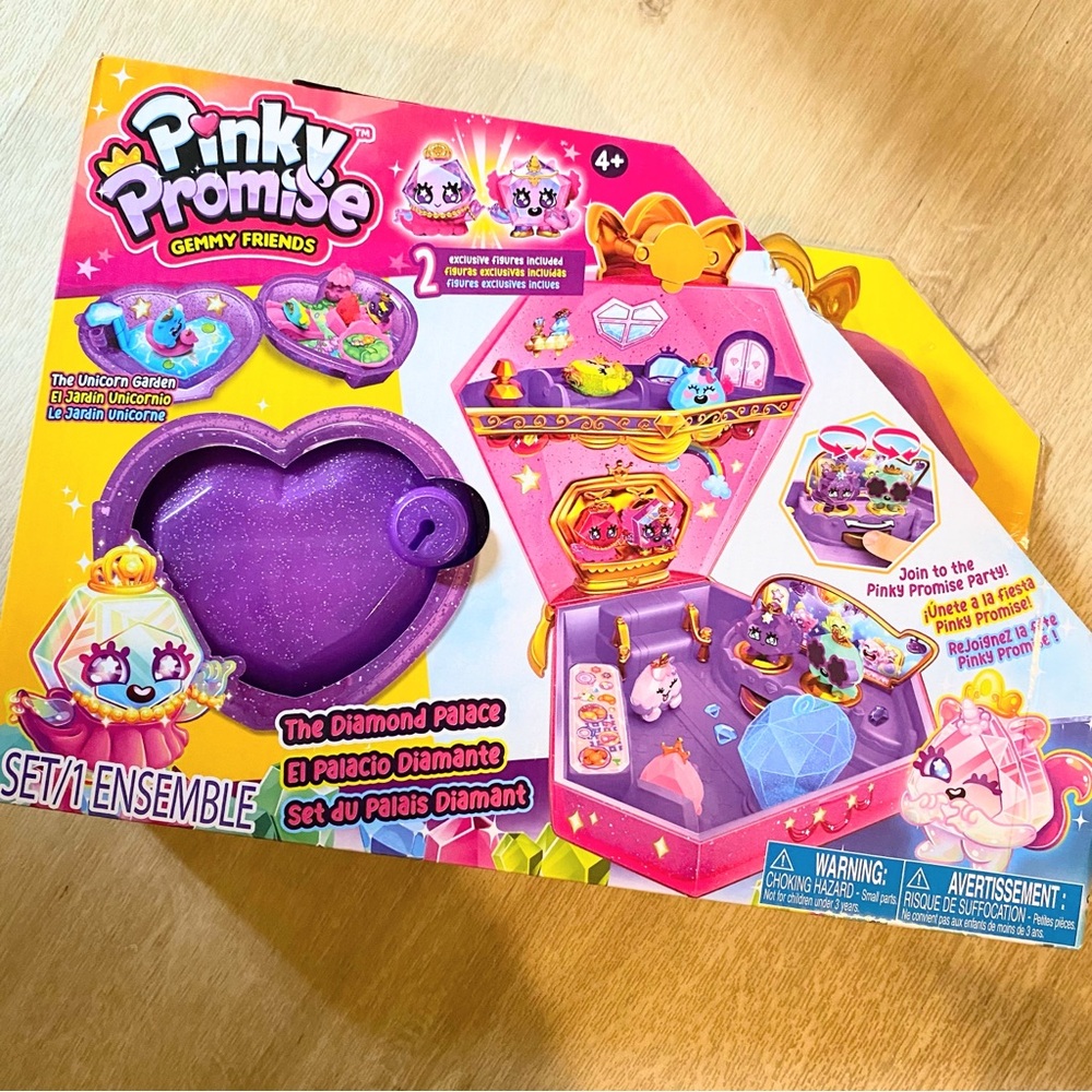 PINKY PROMISE Gemmy Friends Diamond Palace & Unicorn Garden Playset